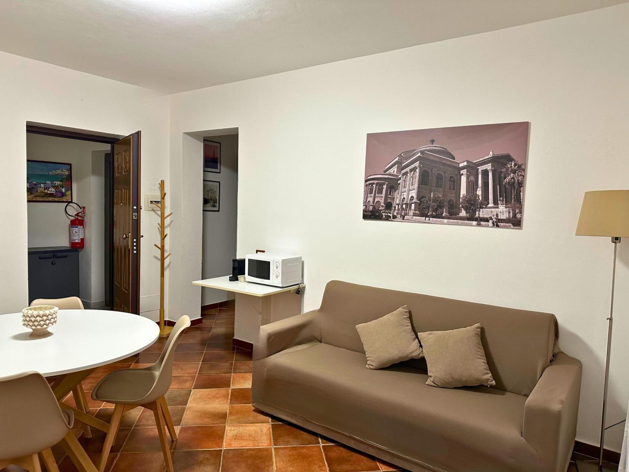 Appartamenti-Residence Al Massimo Palermo Exteriör bild