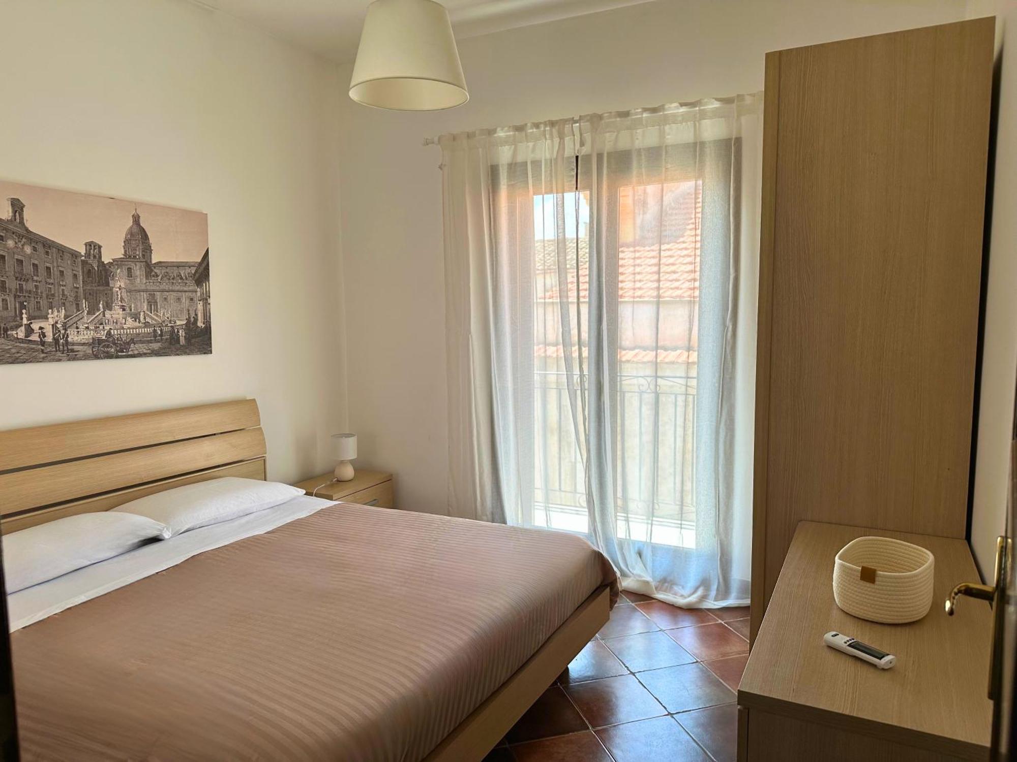 Appartamenti-Residence Al Massimo Palermo Exteriör bild