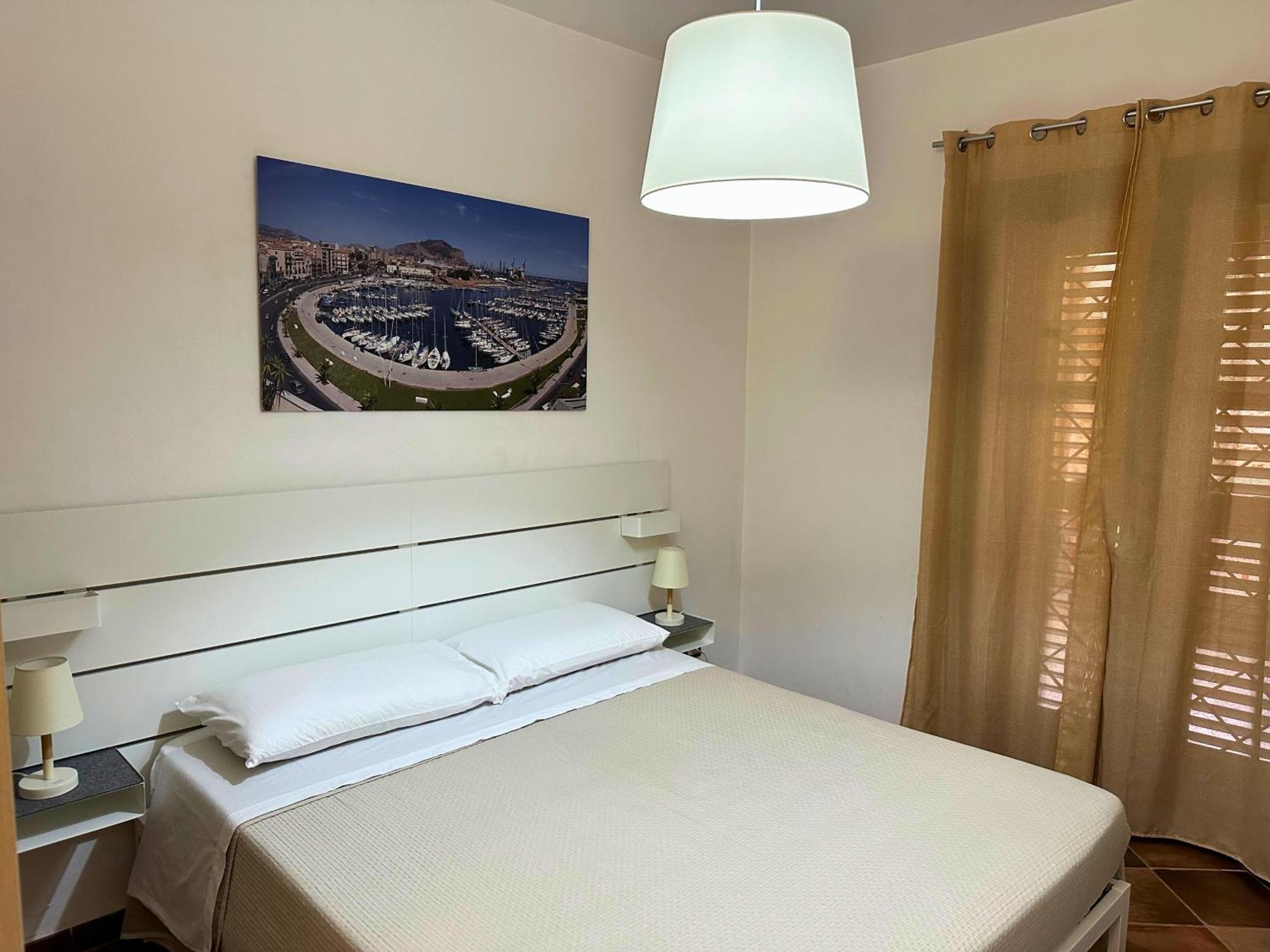 Appartamenti-Residence Al Massimo Palermo Exteriör bild