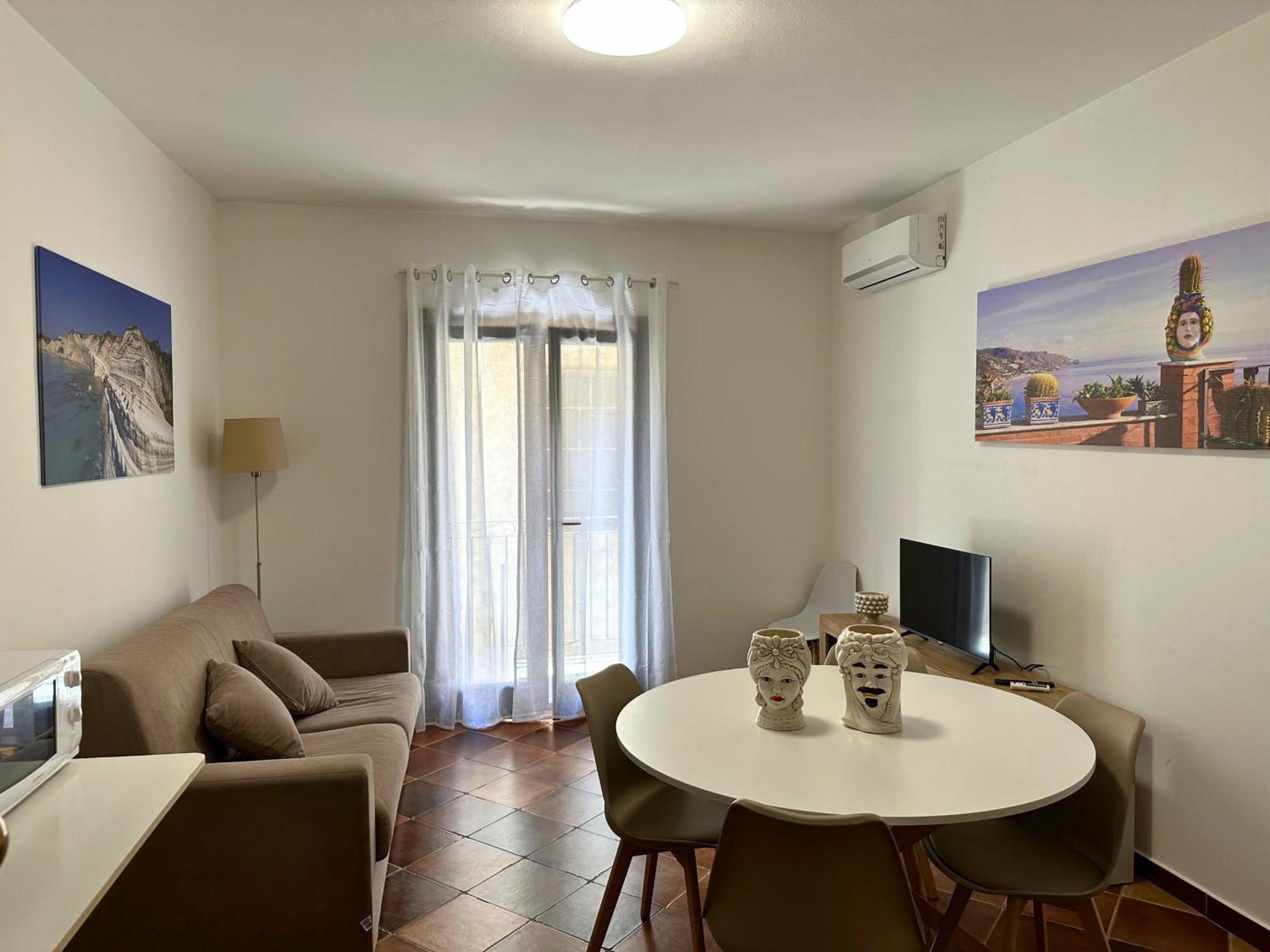 Appartamenti-Residence Al Massimo Palermo Exteriör bild